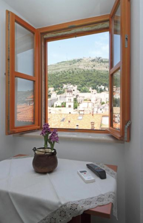 Hortenzia House